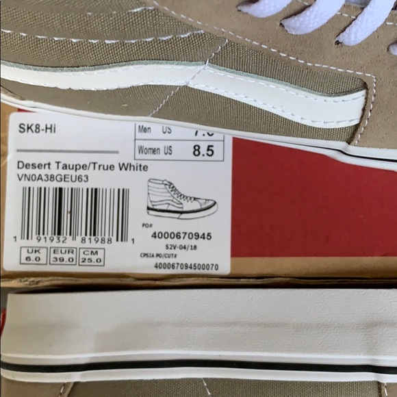 VANS SK8-Hi Desert Taupe/True White WMNS - Picture 11 of 16